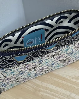 Pochette plate motifs étoiles et vagues & Fuji or / marine bleu blanc