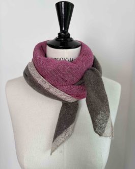 Carré cachemire et lin rayures 3 tons brun / rose fuchsia / beige naturel
