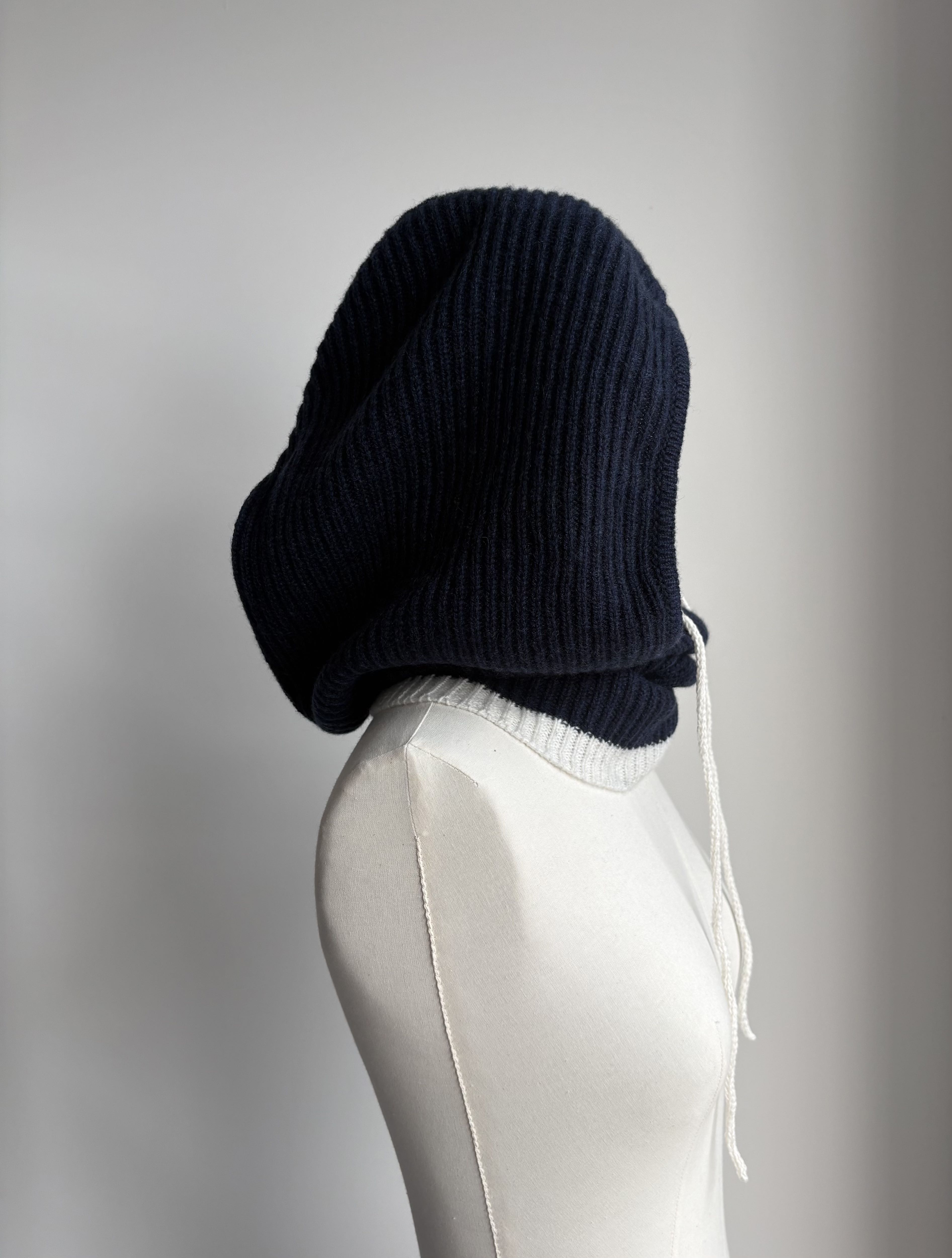 Maison Me Oh! : balaclava capuche cagoule pur cachemire marine chiné anthracite / blanc glacier