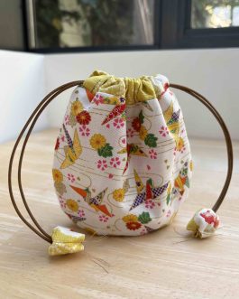Pochette kinchaku japonais motifs origami multicolore / poisson rouge
